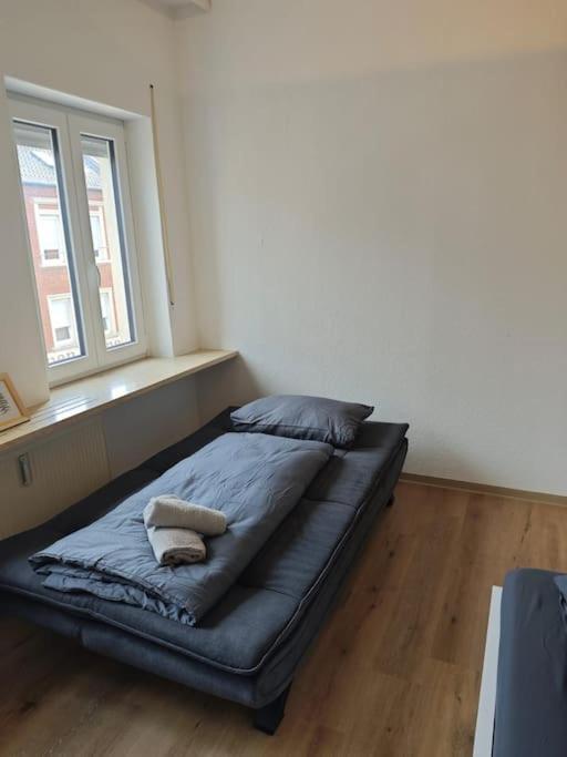 3 Mit Stadtblick In *