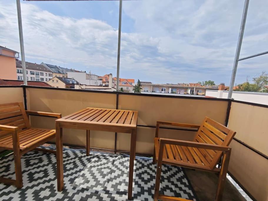 3 Mit Stadtblick In